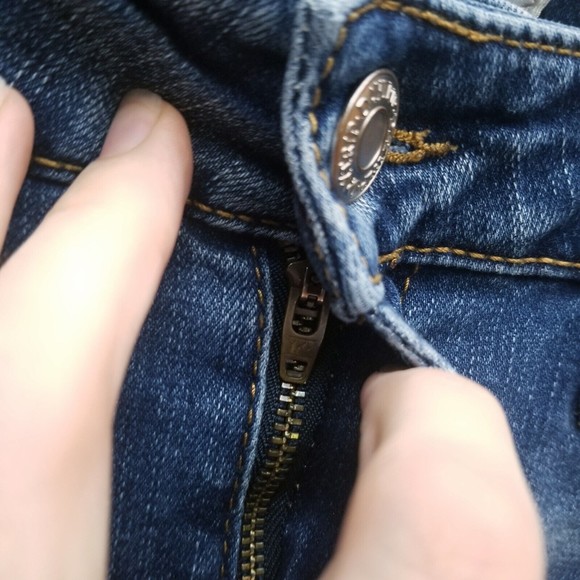 Daytrip Women's 28 Virgo Blue Cropped Bootcut Jeans 31.75" 24.25" 9" - Picture 5 of 12